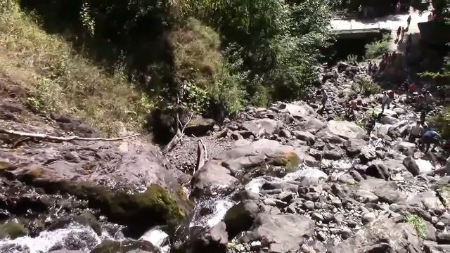 Абхазия Молочный водопад смотреть онлайн