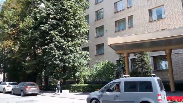 Москва 400 Плотников переулок, гостиница Арбат (hotel Arbat) лето день смотреть онлайн