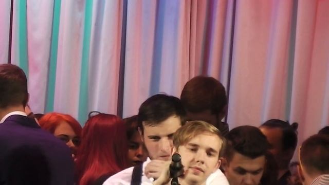 Фестиваль 9 сезона Разминка с залом смотреть онлайн