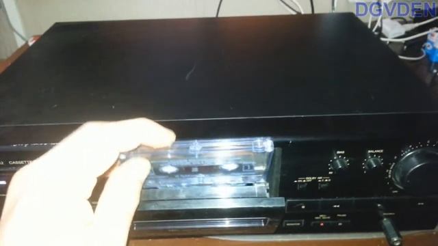 Кассетная дека JVC TD V562 - Первое включение смотреть онлайн