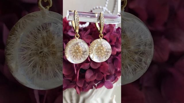 Серьги с одуванчиками 1200₽ #цветывсмоле #искусство #серьги WhatsApp 89506408690 смотреть онлайн