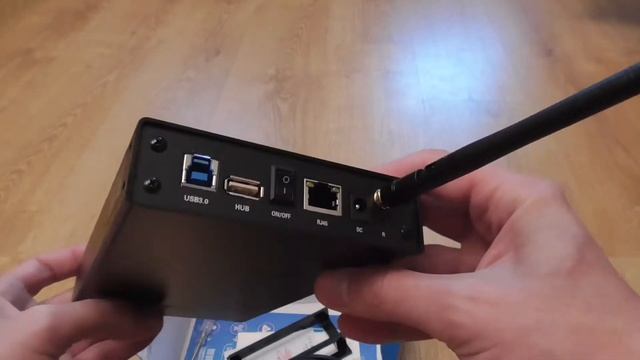 Blueendless BS-U35WF WiFI HDD Enclosure сетевой карман для HDD смотреть онлайн