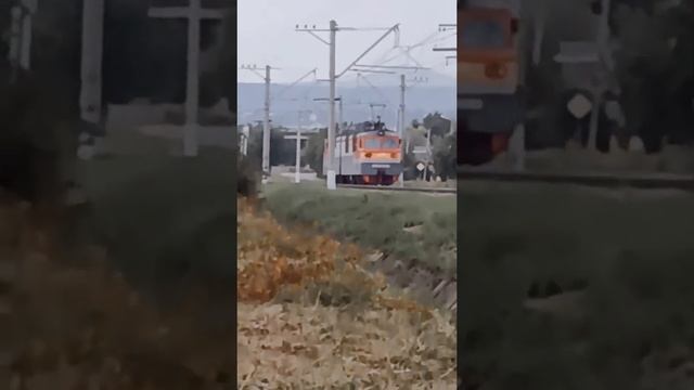 Шум поездов ... смотреть онлайн