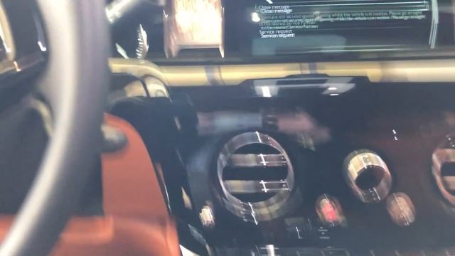 2018 Rolls-Royce Phantom VIII - Interior + Walkaround in 4K смотреть онлайн