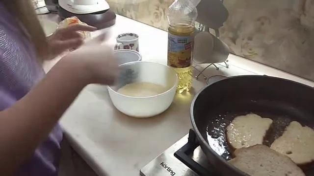 Жарим гренки в первый раз) смотреть онлайн