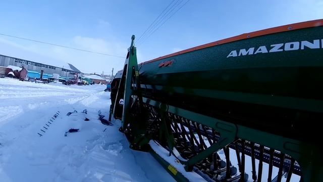 НОВАЯ СЕЯЛКА AMAZONE D9 6000TC | ТРАКТОР МТЗ 82П ЧИСТИТ СНЕГ смотреть онлайн