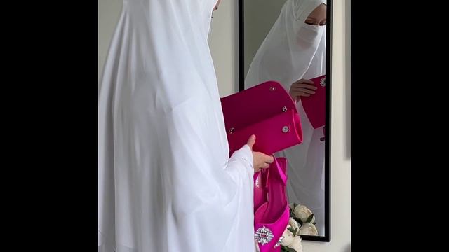 Малика -МУСУЛЬМАНКА.-РЕКЛАМНЫЙ РОЛИК