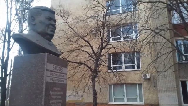 44 #КривойРог# Первые нарциссы 2021 смотреть онлайн