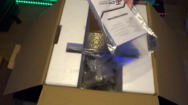 THRUSTMASTER T-LCM PEDALS UNBOXING смотреть онлайн