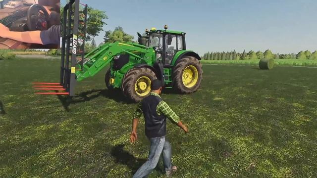 Baling & Collecting 41 bales with John Deere EQUIPMENT - Logitech G29 gameplay | FS 19 смотреть онлайн