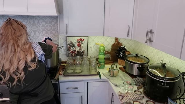 Massive Food Preservation Home Canning 380 Pounds смотреть онлайн
