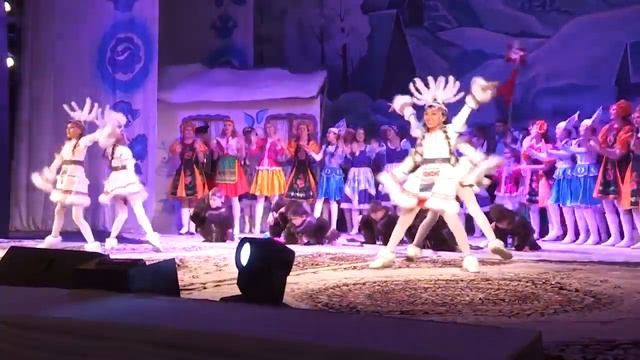 Традиции. Русский драмтеатр ЮКО проводит традиционные Рождественские встречи. 08.01.2018 г. смотреть онлайн