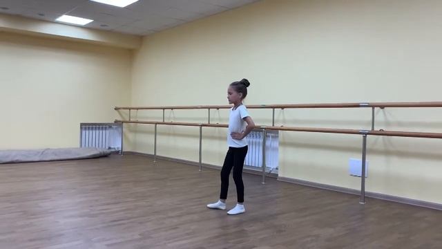 Танцевальная комбинация для детского танца смотреть онлайн