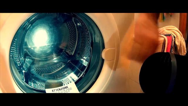 Alessandro Morella - Music From A Washing Machine смотреть онлайн