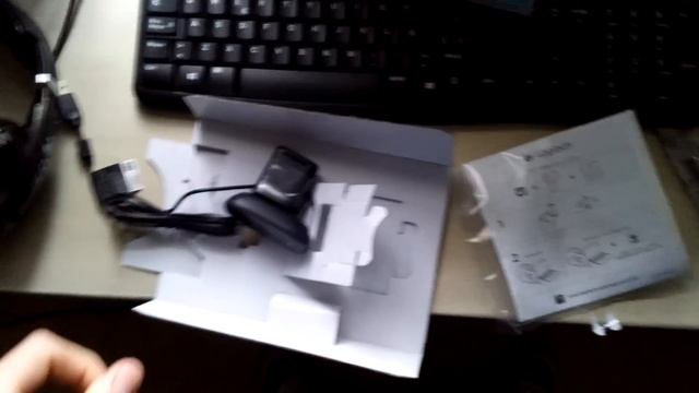 Unboxing Logitech-C270