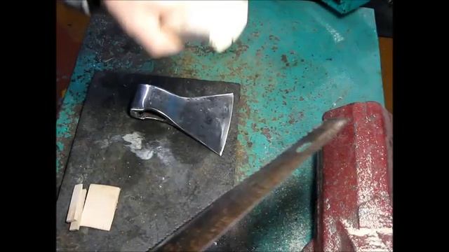 ВОССТАНОВЛЕНИЕ СТАРОГО ПЛОТНИЦКОГО ТОПОРА смотреть онлайн