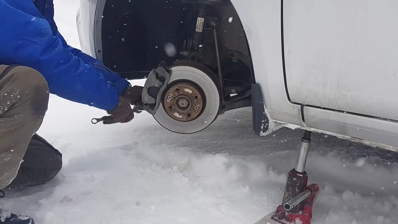 ЛАДА ВЕСТА НЕРАВНОМЕРНЫЙ ИЗНОС КОЛОДОК смотреть онлайн