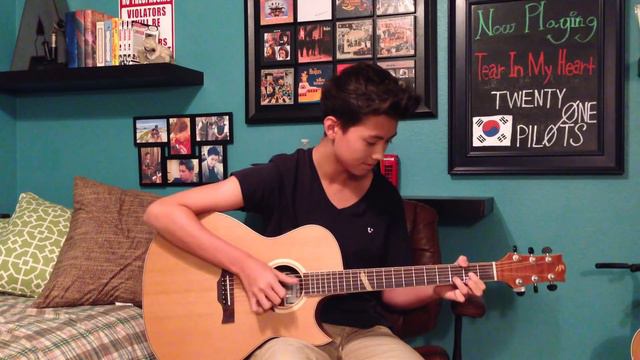 Tear In My Heart - Twenty One Pilots - Fingerstyle Guitar Cover смотреть онлайн