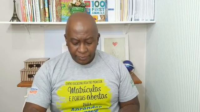 Inglês 8° ano - Simple past and Past continuous ( Review ) - Aula 3 смотреть онлайн
