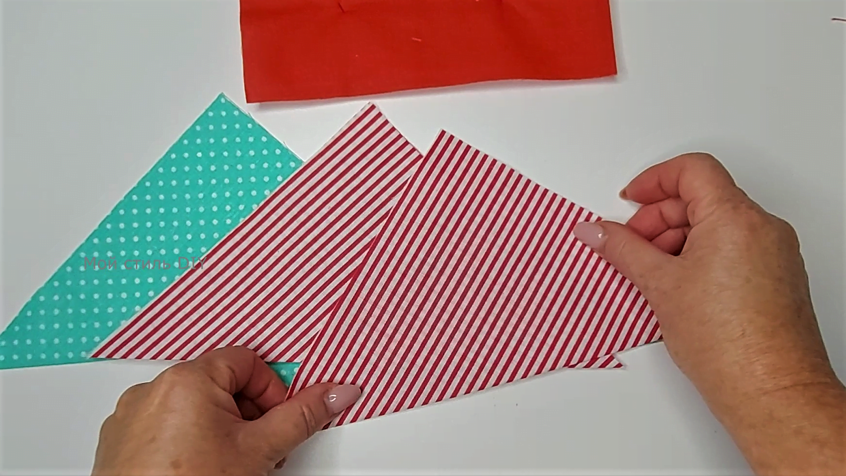 Даже самые начинающие могут сшить себе прихватку за несколько минут (способ наипростейший) смотреть онлайн