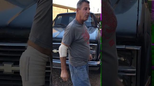 Garage Squad - 1984 Chevrolet Silverado 4x4 Suburban 6.2 Diesel смотреть онлайн