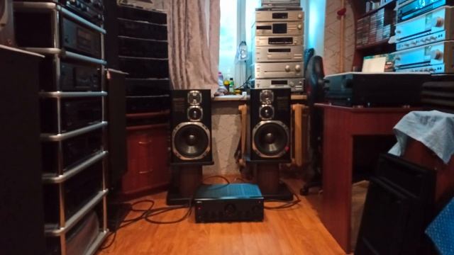 Kenwood KA-7050R and Victor Zero FX-3. смотреть онлайн