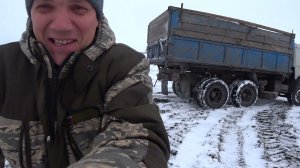 ВСЁ ТАК ЖЕ ВОЗИМ С ПРУДА ЗЕМЛЮ , ПОКА ТЕРПИМО !))