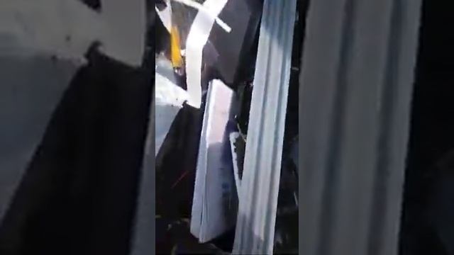 Обработка днища Рено Логан мастикой и шумка салона смотреть онлайн