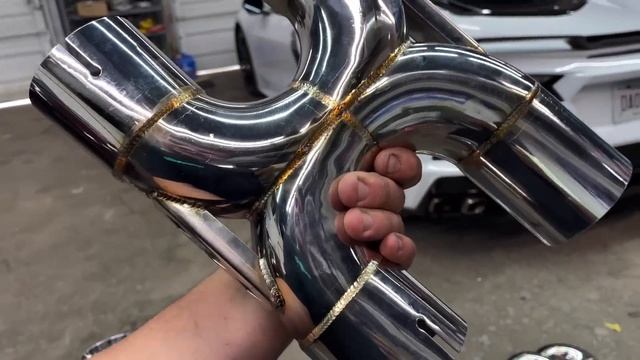 My Mclaren 720S Finally Broke..And The Corvette C8 Gets a new exhaust!!! смотреть онлайн