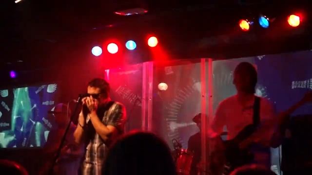 Танцы Минус - Цветут цветы (16 Тонн, 07.05.15) смотреть онлайн