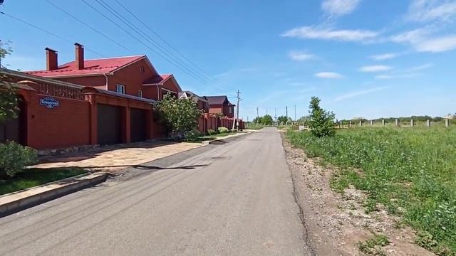 Магнитогорск, коттеджный посёлок Южный Посад, улица Сочинская (14.06.2021) смотреть онлайн
