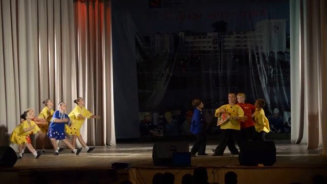 Балалаечка (Юность) смотреть онлайн