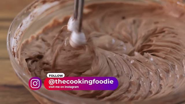 Easy Homemade Chocolate Ice Cream Recipe (Only 3-Ingredients)