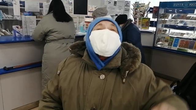 80-летняя баба Соня из Саранска знает толк в конской колбасе! смотреть онлайн
