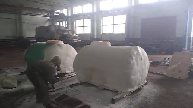 Утепление емкостей пенополиуретаном методом напыления ппу