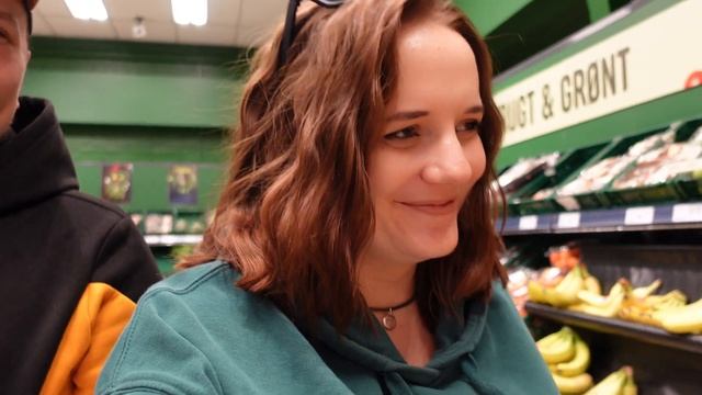Vlog: гуляємо в Jusk | шукаємо солодощі? | наші думки про АКЦІЇ смотреть онлайн