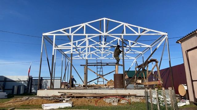 Каркасный гараж из сэндвич панелей