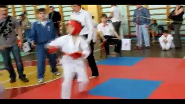 Алматы, киокушин карате бои 22 апреля 2012г. Влад смотреть онлайн