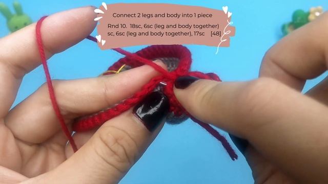 Easy Cat Amigurumi tutorial (3/4)- Crochet front legs and body смотреть онлайн