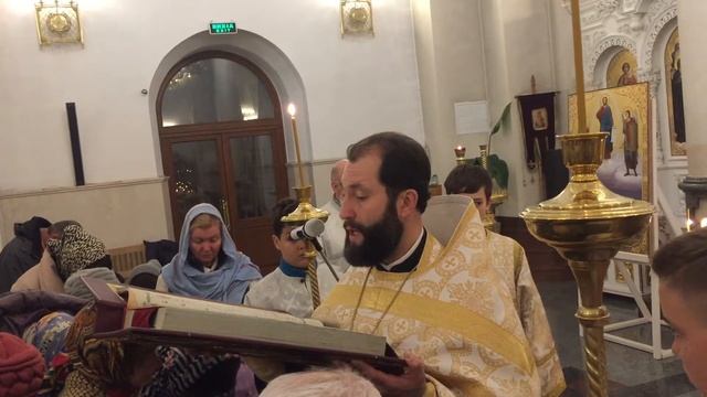 Святое Евангелие. Всенощное бдение 28.10.2017 смотреть онлайн