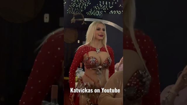 ?ЗАЖИГАТЕЛЬНЫЙ ТАНЕЦ ЖИВОТА? #vlog смотреть онлайн