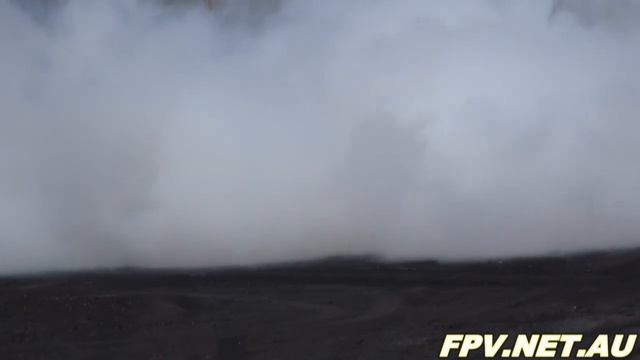 BLOWN V8 FORD XB COUPE ( PSYCLONE ) BURNOUT AT SUMMERNATS 25 смотреть онлайн