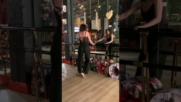 Tango improvisation woman’s technique - Klimova Elena