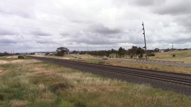 Broad Gauge Freight Trains In Victoria смотреть онлайн