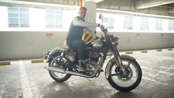 Royal Enfield Classic 350 details yks