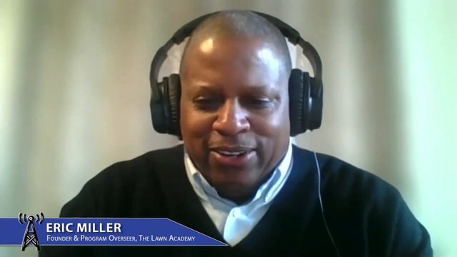 Founder of The Lawn Academy Eric Miller clips your Grandma's lawn! смотреть онлайн