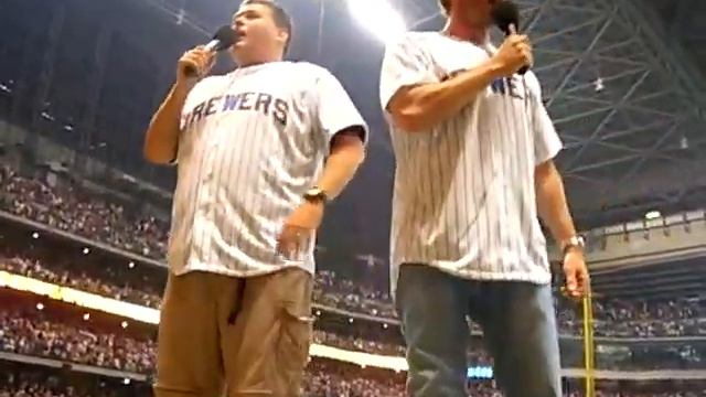 Erik Stolhanske & Kevin Heffernan sing 'Take Me Out to the Ball Game' смотреть онлайн