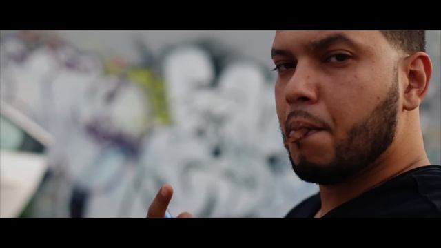 Lou Armstrong featuring Juelz Santana x Posed to be смотреть онлайн
