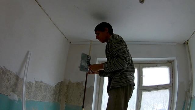 Как поклеить багеты в углу смотреть онлайн
