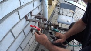 Замена крана за 5 минут шарового (15 мм) на улице! Ball valve replacement in 5 minutes !